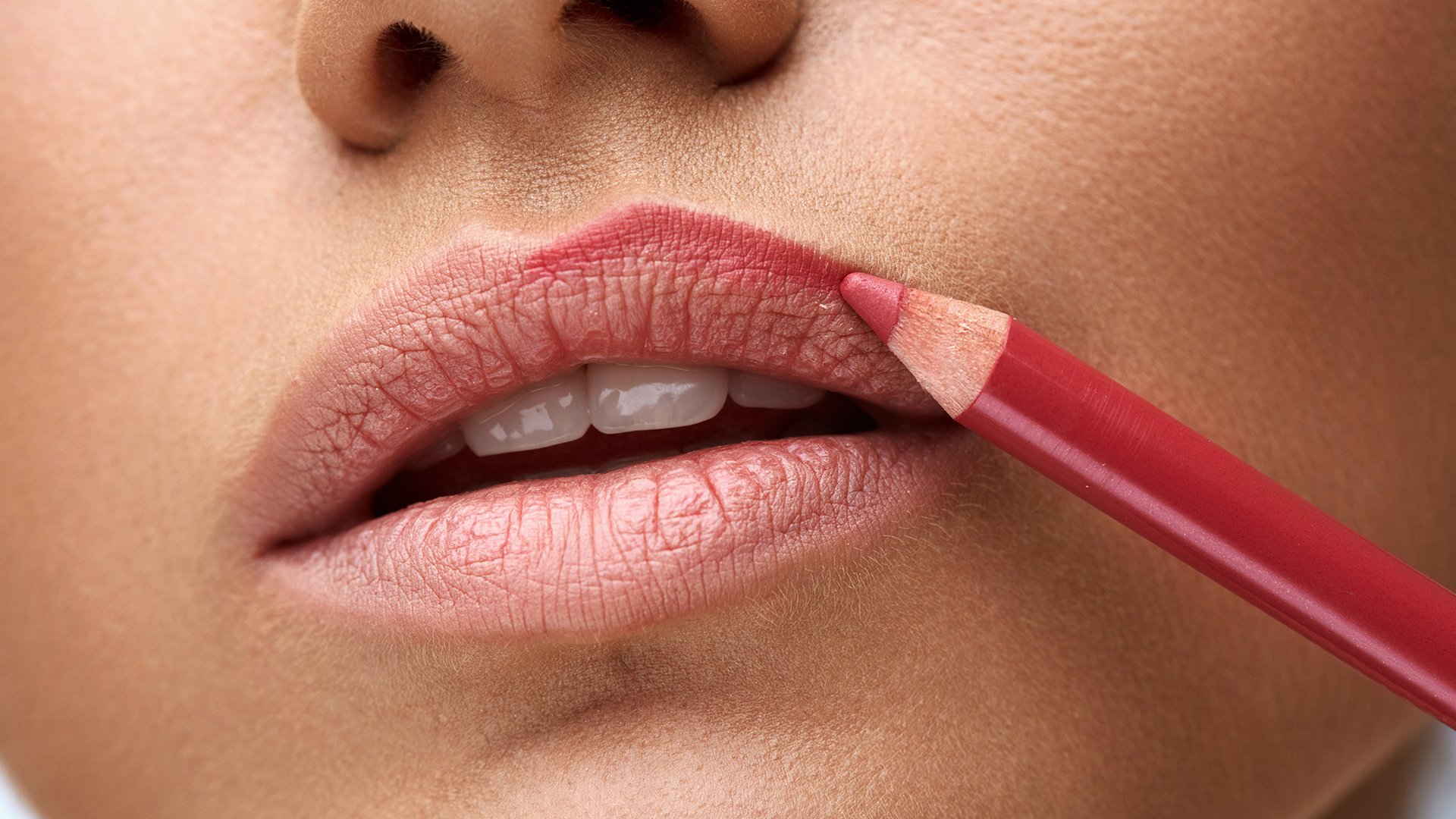 Lip Contouring