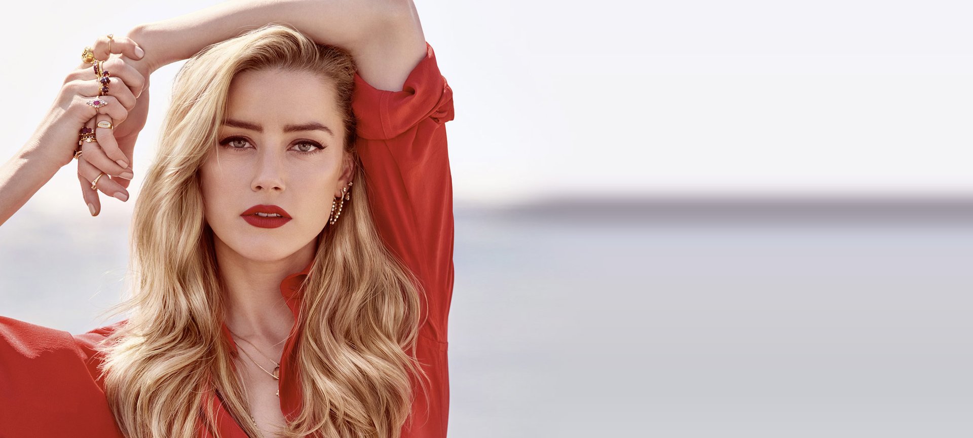 Amber Heard Elseve Color Vive Hero