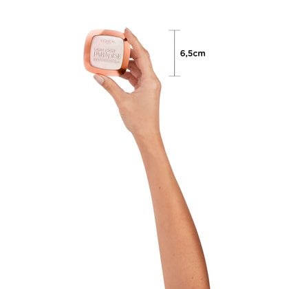 OAP MAKEUP FACE HIGHLIGHTER POWDER 2020 PACK IN HAND