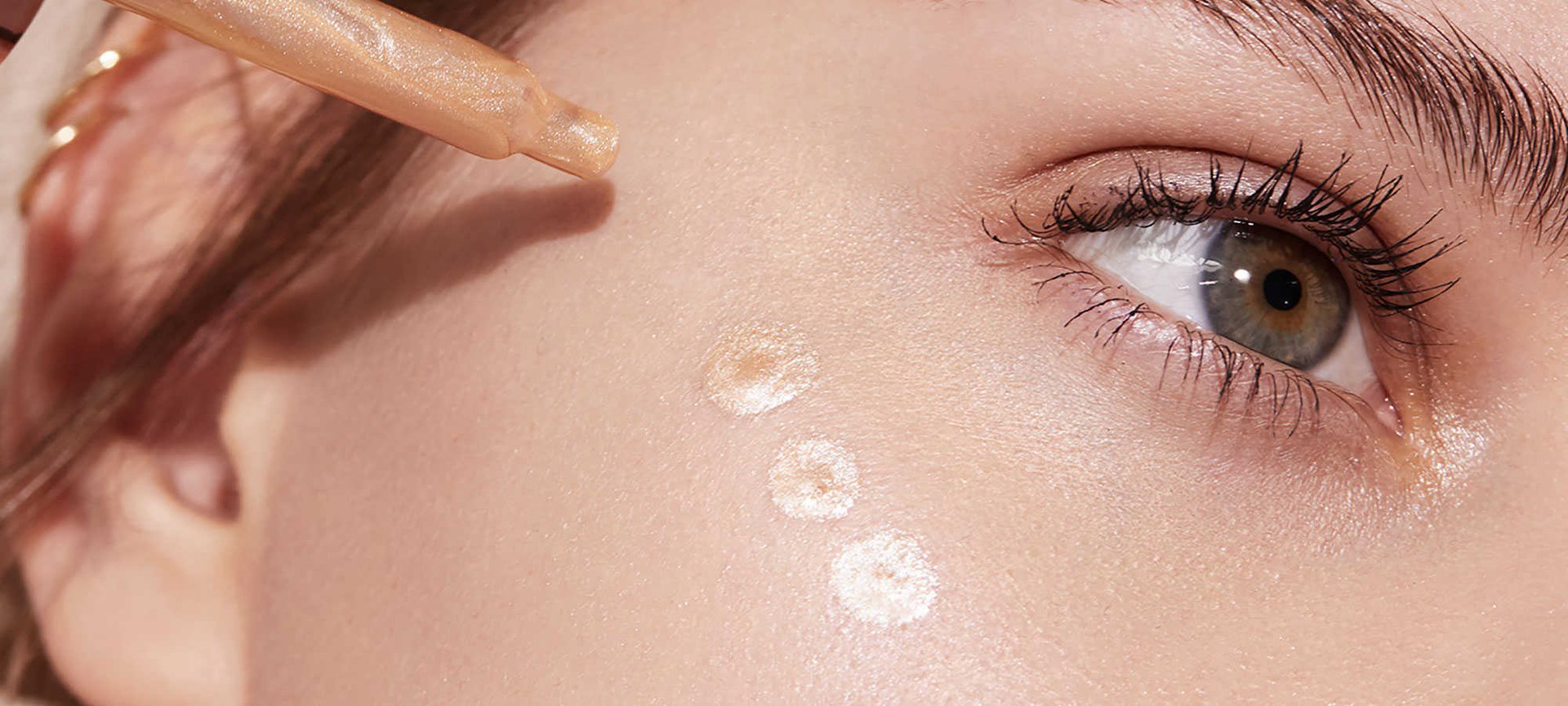 TRUE MATCH Glow HERO