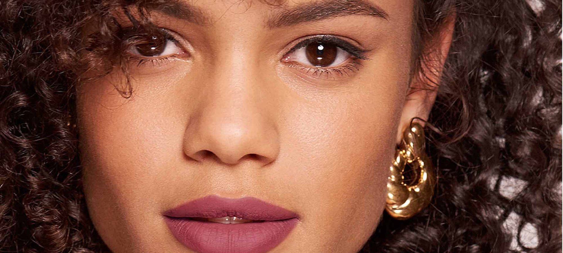 Ultra Matte Hero Image V